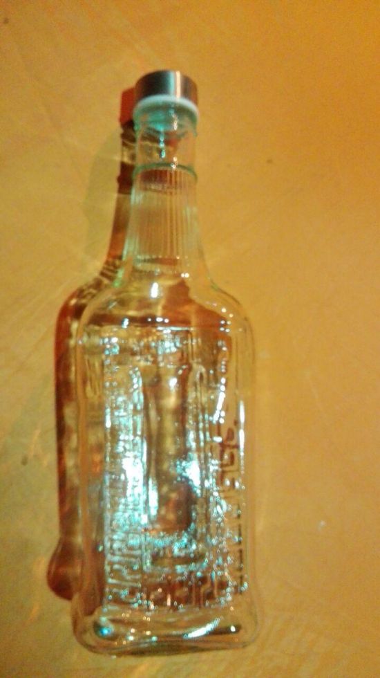 بطری آب کتابی ورساچ درب استیل 2000 فروش